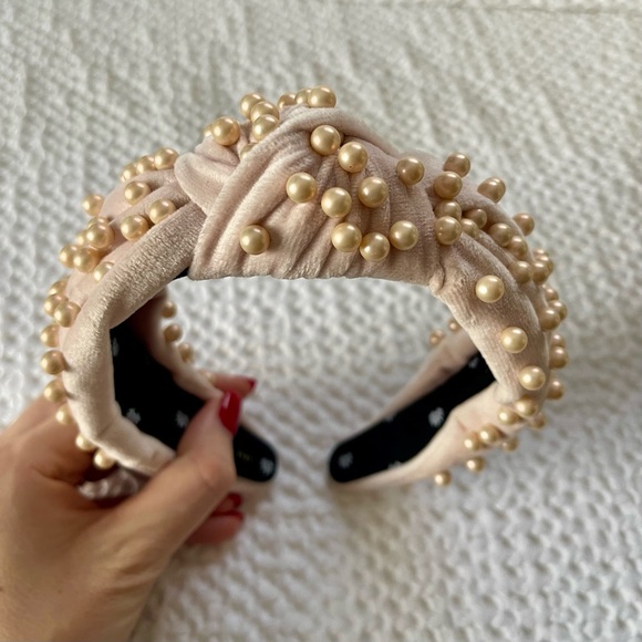 Lele Sadoughi Blush Pink Velvet Headband Embellished With Pearls - Picture 3 of 6